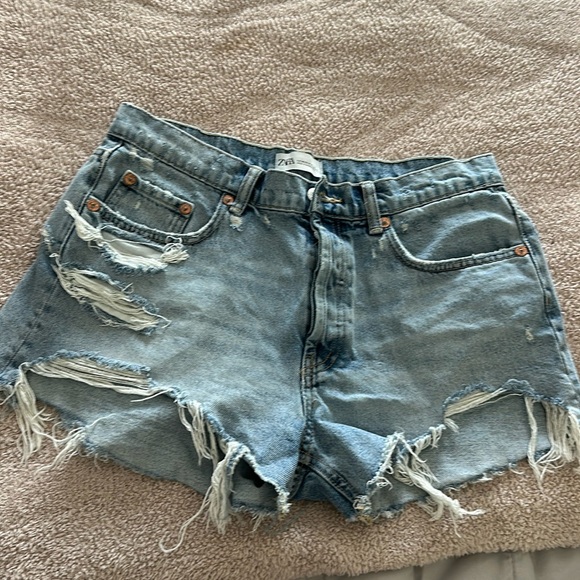 SZ 8 zara jean shorts - Picture 1 of 3